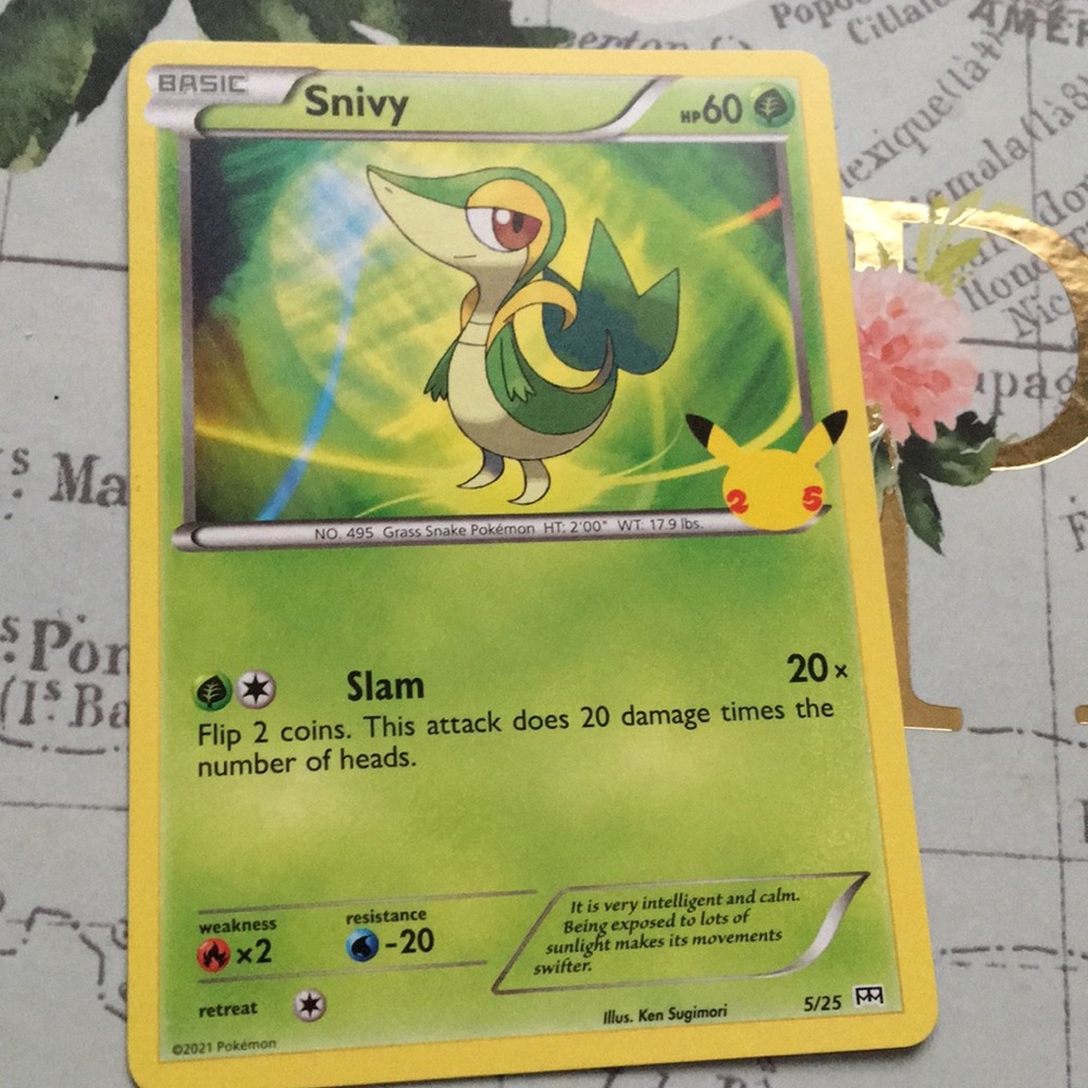 Snivy non holographic Pokémon card